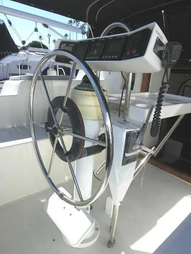 Slide: The Image of Endeavour Catamaran 30 1992 - 8