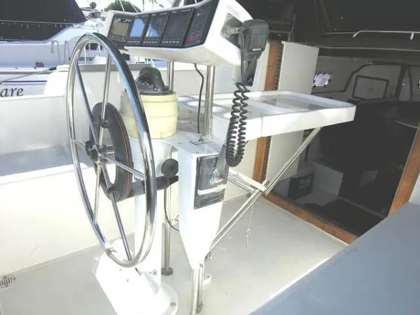 Slide: The Image of Endeavour Catamaran 30 1992 - 9