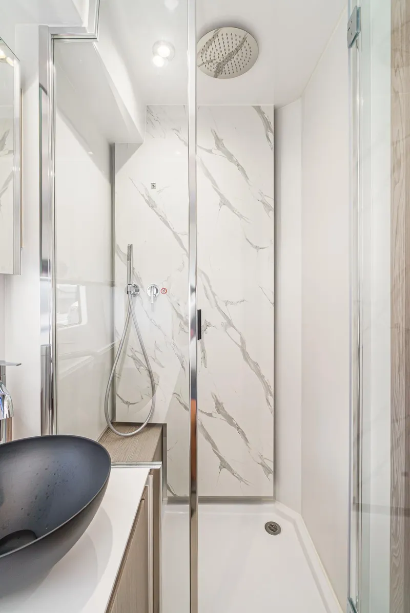 Slide: The Image of Luxurious bathroom of the 2024 Azimut Fly 53 yacht. - 49