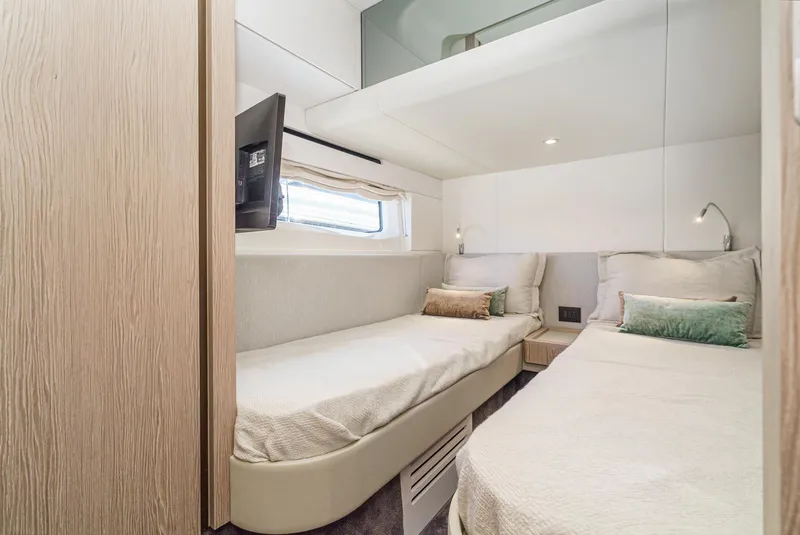 Slide: The Image of Azimut Fly 53 2024 - 54