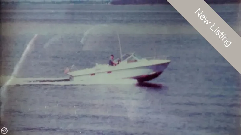 Slide: The Image of Chris-Craft 25 EC 1977 - 4
