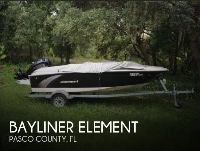 Slide: The Image of Bayliner Element 2014 - 0