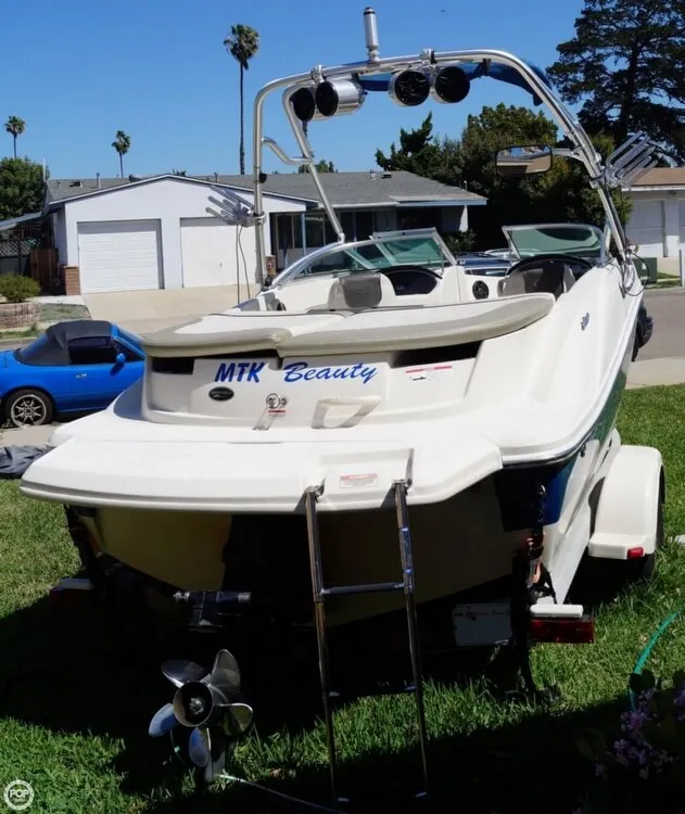 Slide: The Image of Sea Ray 185 Sport 2007 - 8