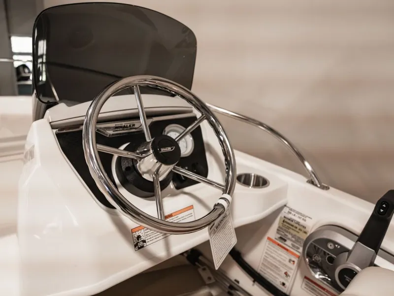 Slide: The Image of Boston Whaler 130 Super Sport 2026 - 7