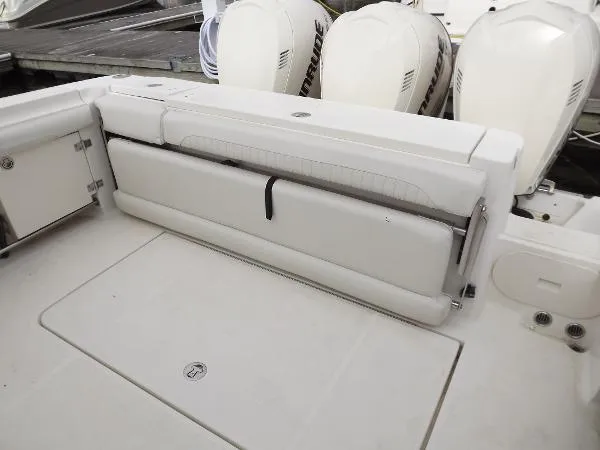 Slide: The Image of Hydra Sport 3300 Vector Express 2007 - 6