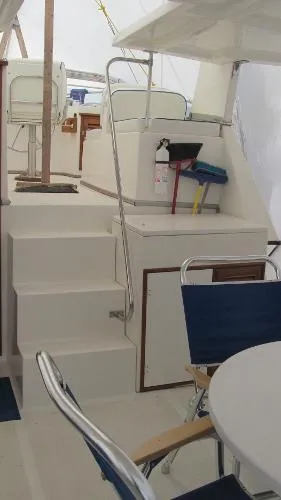 Slide: The Image of Golden Star 38 Sun Deck Trawler 1987 - 6