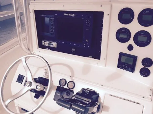 Slide: The Image of Regulator Marine Classic 2000 - 10