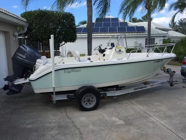 Slide: The Image of Edgewater with trailer 170CC 2012 - 0