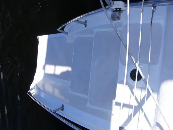 Slide: The Image of Deck of a 2008 Seawind 1000 XL catamaran. - 24