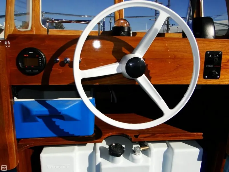 Slide: The Image of Boston Whaler Nauset 16 1965 - 10