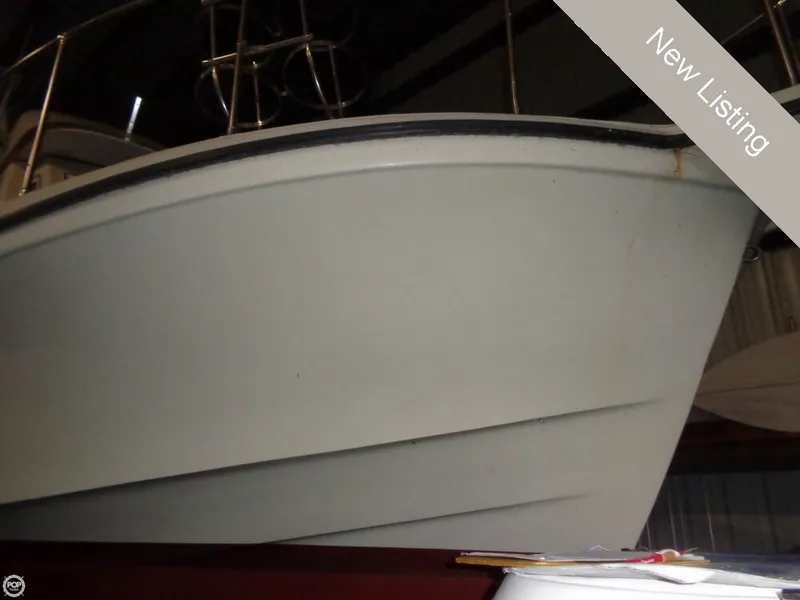 Slide: The Image of Uniflite 45 Yacht Home 1983 - 1