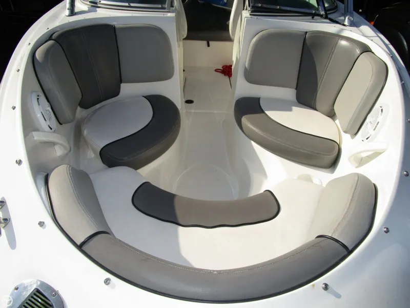 Slide: The Image of Sea Ray 185 Sport 2011 - 2