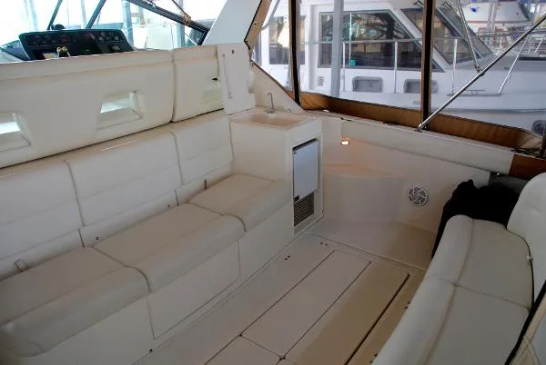 Slide: The Image of Tiara Mid-cabin 1997 - 9