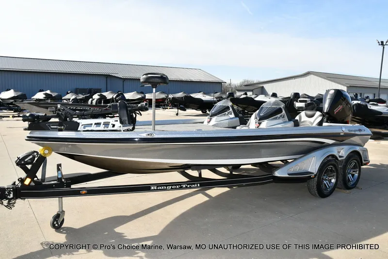 Slide: The Image of Ranger Z521L Dual Console 2020 - 29