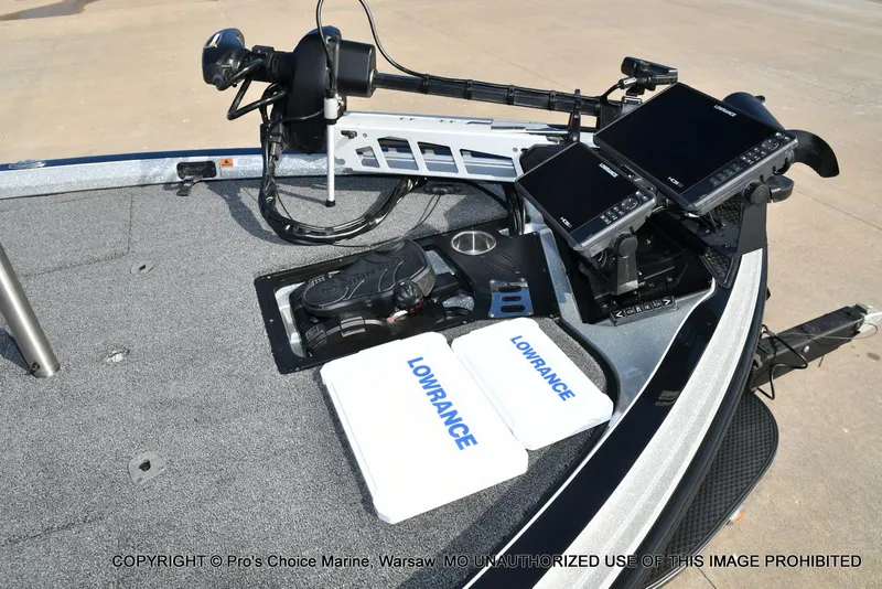 Slide: The Image of Ranger Z521L Dual Console 2020 - 37