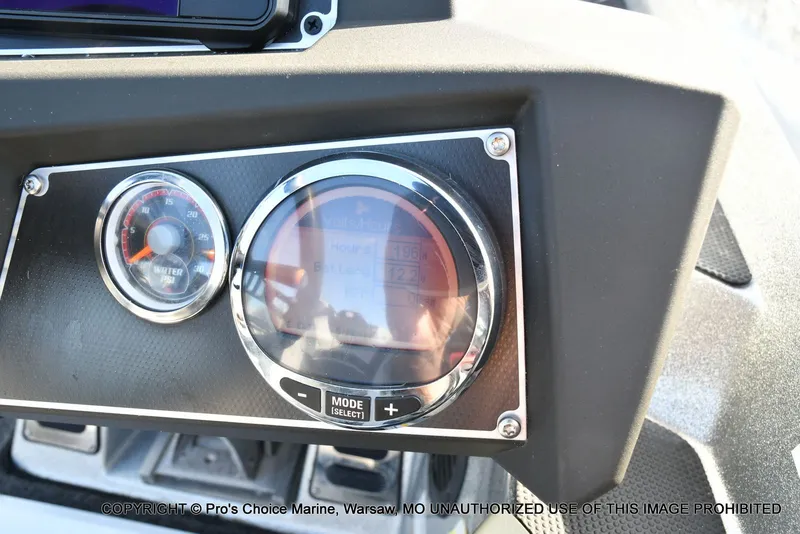 Slide: The Image of Ranger Z521L Dual Console 2020 - 43