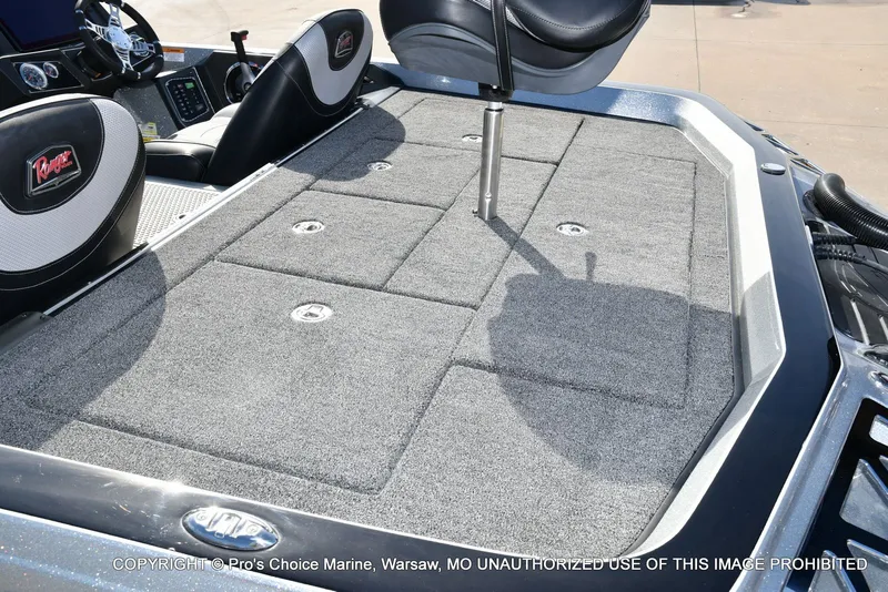 Slide: The Image of Ranger Z521L Dual Console 2020 - 44