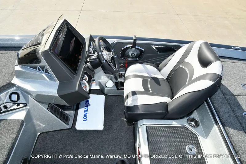 Slide: The Image of Ranger Z521L Dual Console 2020 - 50