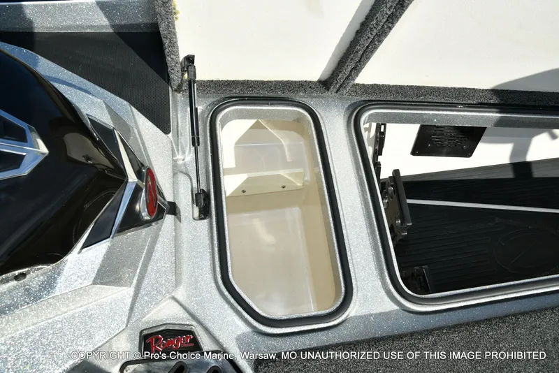 Slide: The Image of Ranger Z521L Dual Console 2020 - 67