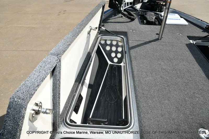 Slide: The Image of Ranger Z521L Dual Console 2020 - 68