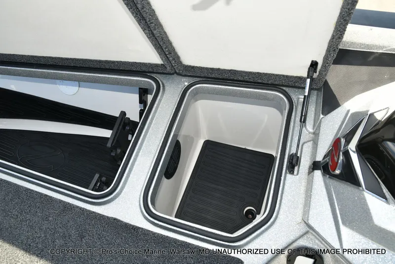 Slide: The Image of Ranger Z521L Dual Console 2020 - 70