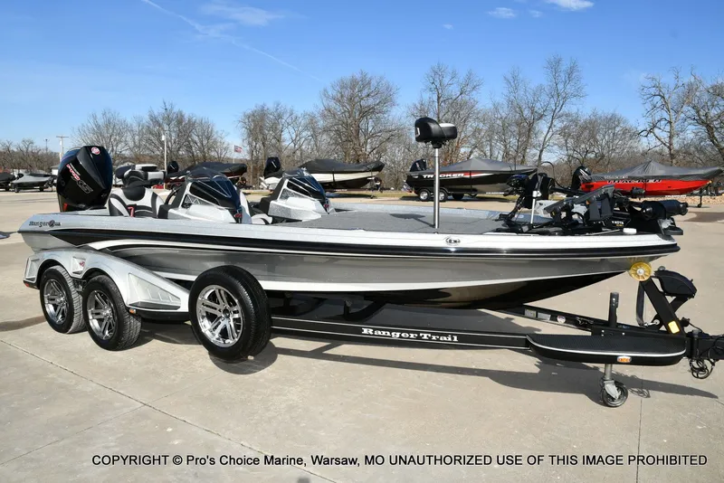 Slide: The Image of Ranger Z521L Dual Console 2020 - 83