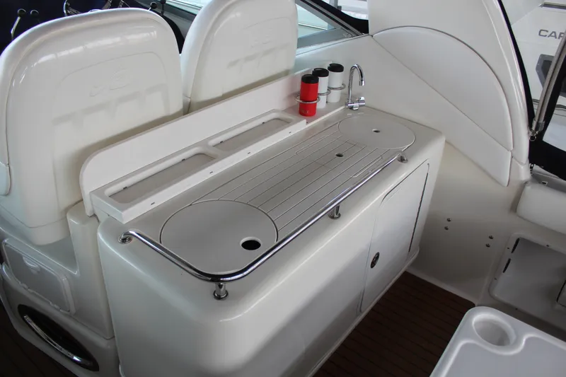 Slide: The Image of Sea Ray 340 Sundancer 2005 - 16