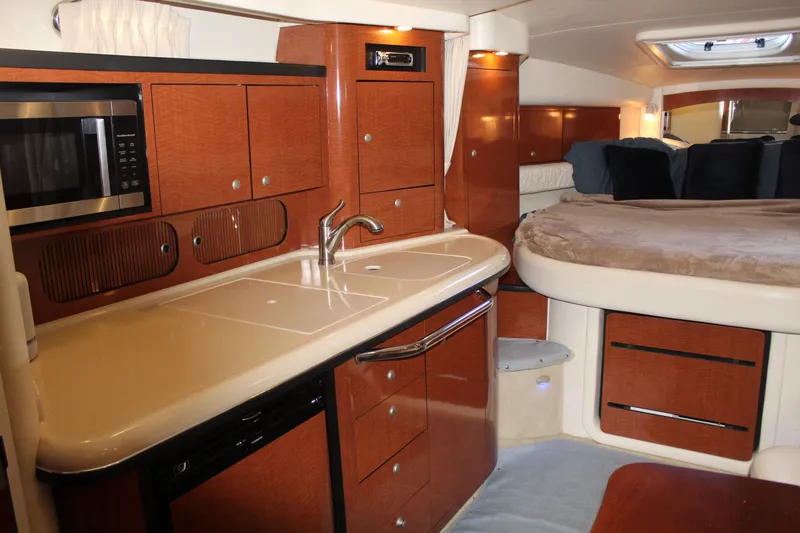 Slide: The Image of Sea Ray 340 Sundancer 2005 - 21