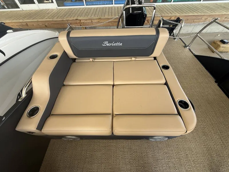 Slide: The Image of Barletta CABRIO C24UE 2026 - 22