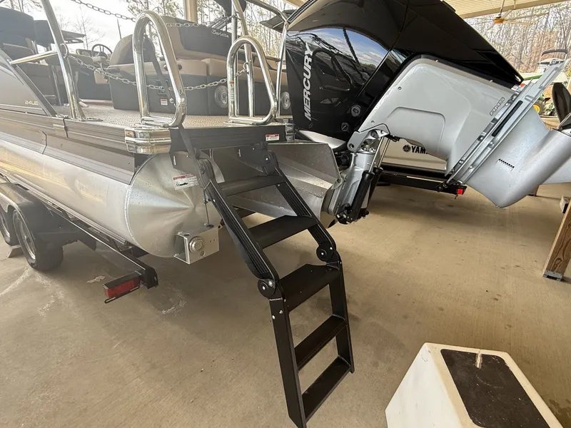 Slide: The Image of Barletta CABRIO C24UE 2026 - 34