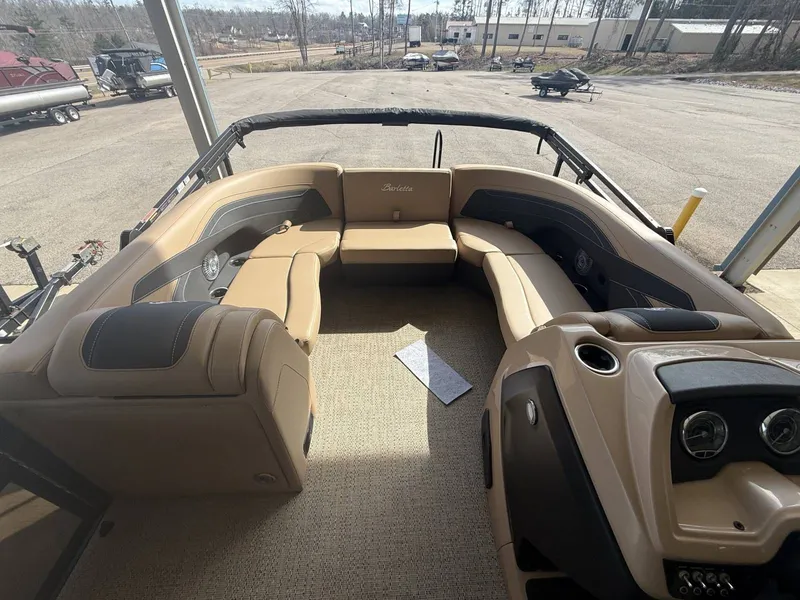 Slide: The Image of Barletta CABRIO C24UE 2026 - 5