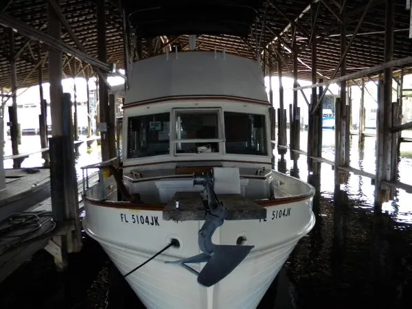 Slide: The Image of Grand Banks 36 Classic 1973 - 0