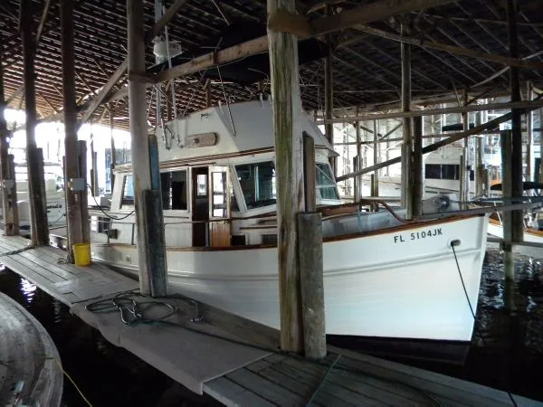 Slide: The Image of Grand Banks 36 Classic 1973 - 1