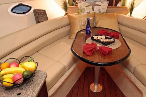Slide: The Image of Monterey 295 Sport Yacht 2015 - 6