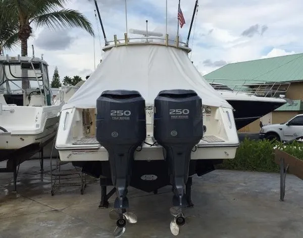 Slide: The Image of Pursuit 345 Drummond Sportfish 2007 - 6