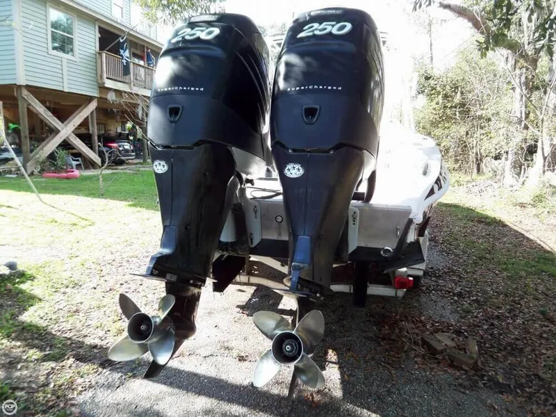Slide: The Image of Glasstream 328 SCX Center Console Sportfish Cuddy 2005 - 10