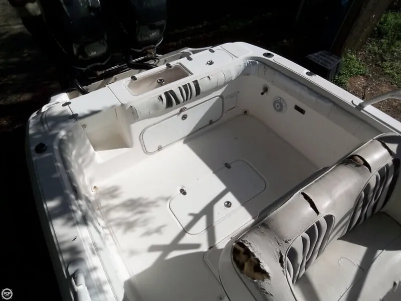 Slide: The Image of Glasstream 328 SCX Center Console Sportfish Cuddy 2005 - 6