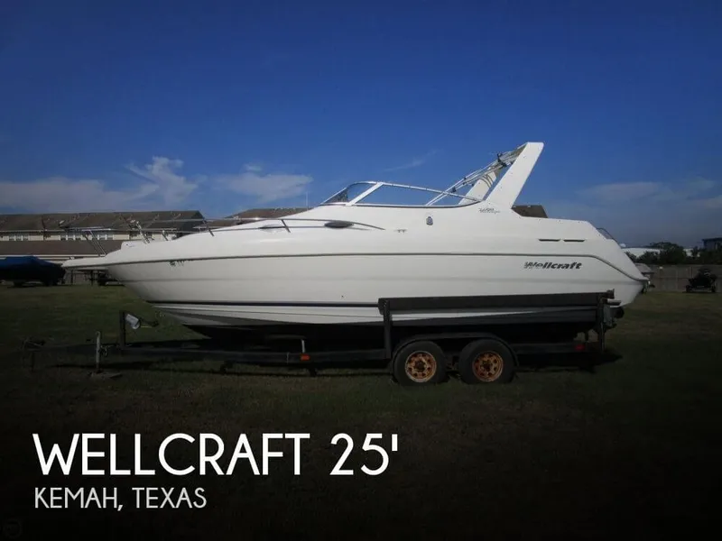 Slide: The Image of Wellcraft 2400 Martinique 1999 - 0