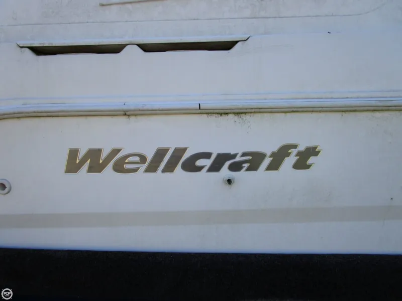Slide: The Image of Wellcraft 2400 Martinique 1999 - 9