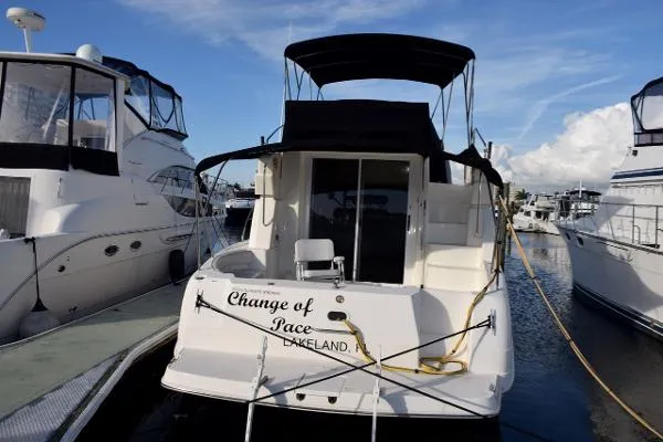 Slide: The Image of Silverton 351 Sedan Cruiser 2000 - 6
