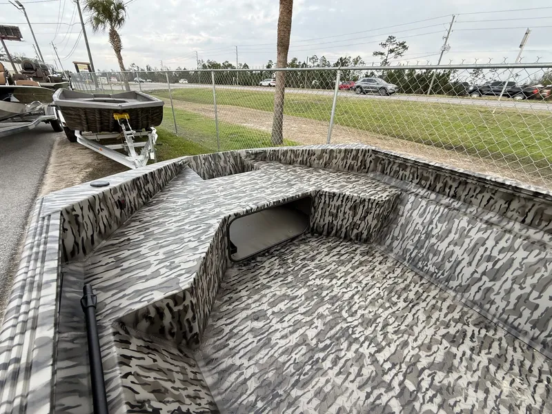 Slide: The Image of Edge Duck Boats Sportsman Series 2026 - 5