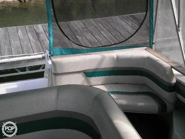 Slide: The Image of Cruisers 3370 Espirit 1989 - 10