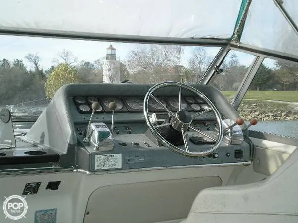 Slide: The Image of Cruisers 3370 Espirit 1989 - 9