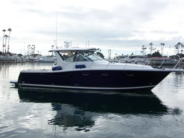 Slide: The Image of Tiara 3500 Open 2004 - 2