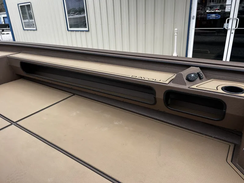 Slide: The Image of Xpress Bayou Series 180 2026 - 8