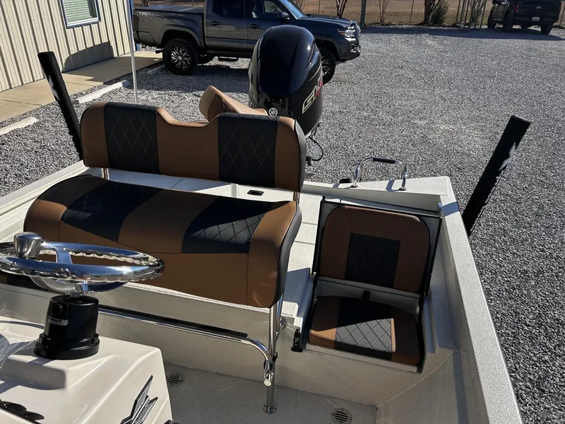 Slide: The Image of Xpress H22B Bay 2026 - 11