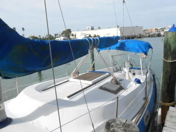 Slide: The Image of Morgan Out Island 30 1977 - 5