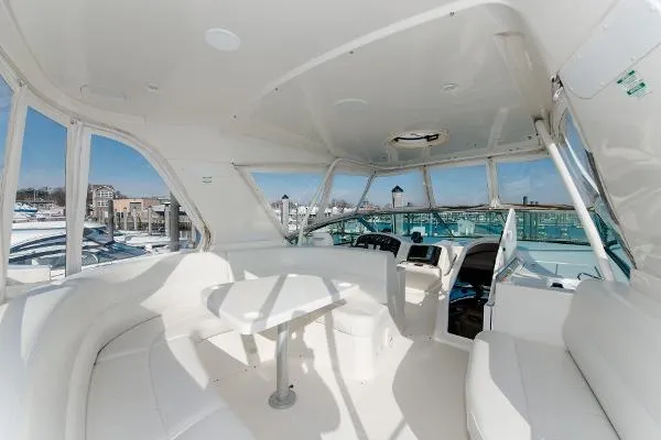 Slide: The Image of Carver Yachts 530 Voyager 2006 - 7
