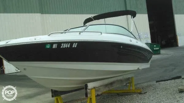 Slide: The Image of Crownline Boats 208 LX 2003 - 2