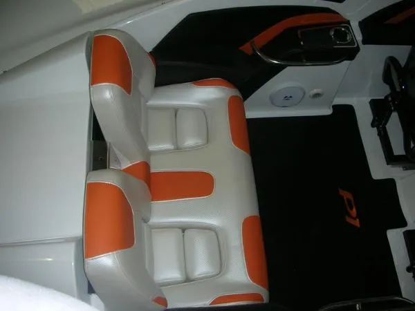 Slide: The Image of P1 USA 28 Panther 2013 - 10